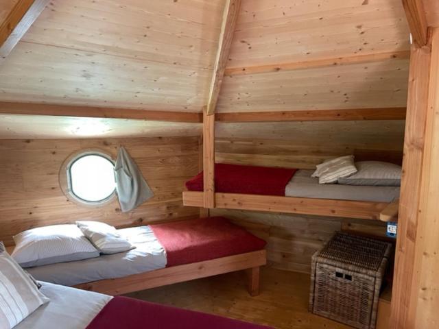 Cabane Flottante Millenium Varanges ภายนอก รูปภาพ